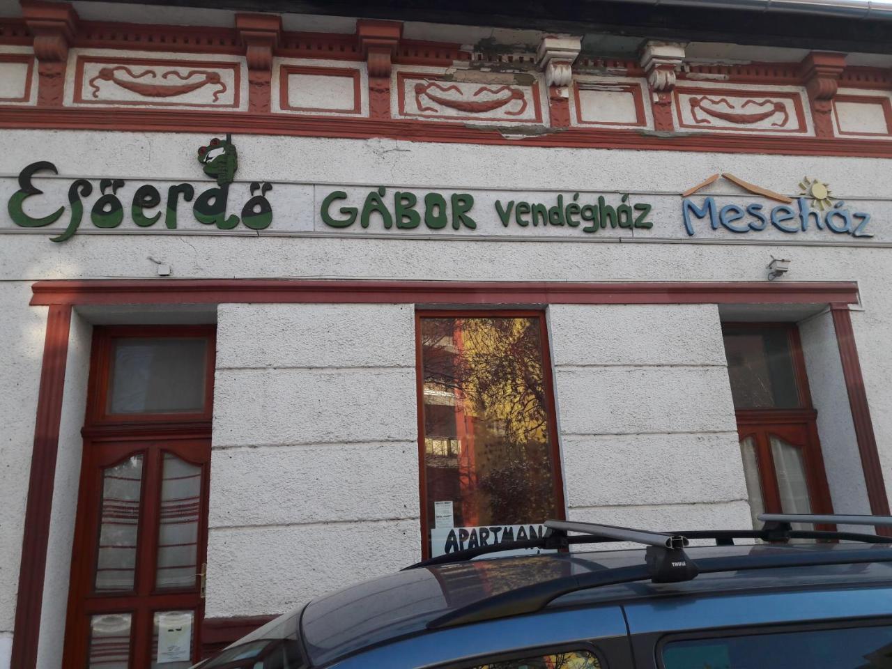 شقة إغير  في Gabor Vendeghaz المظهر الخارجي الصورة